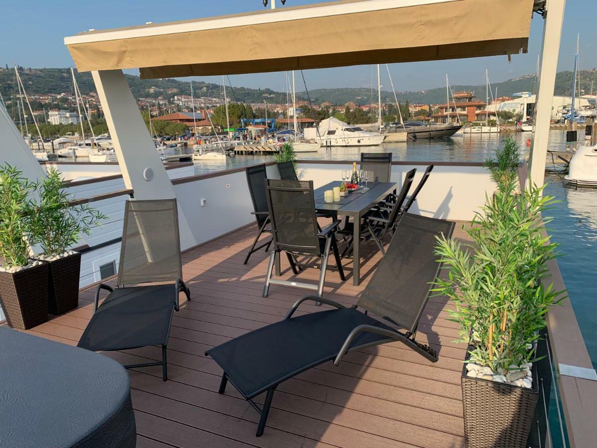 Floating House Mm, Marina Portoroz Villa Exterior foto
